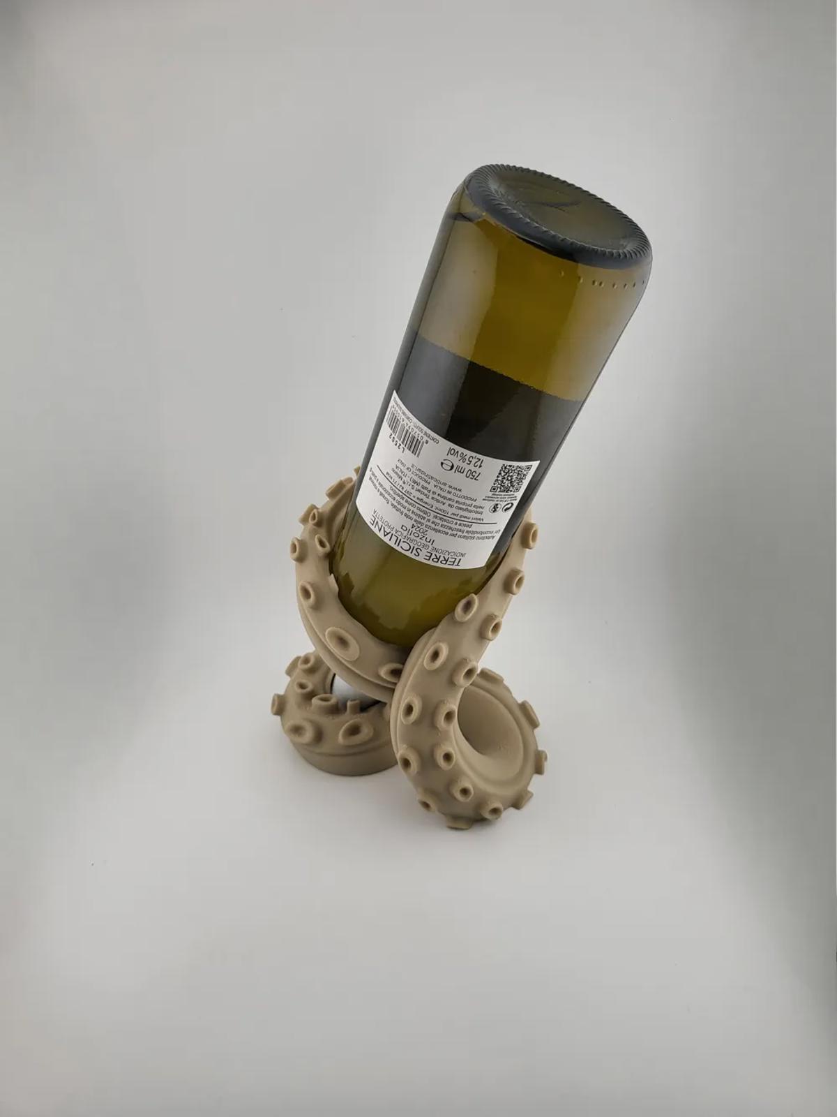 Tentacle Wine Holder - Spooky Halloween Bar Decor Unleash the Kraken!