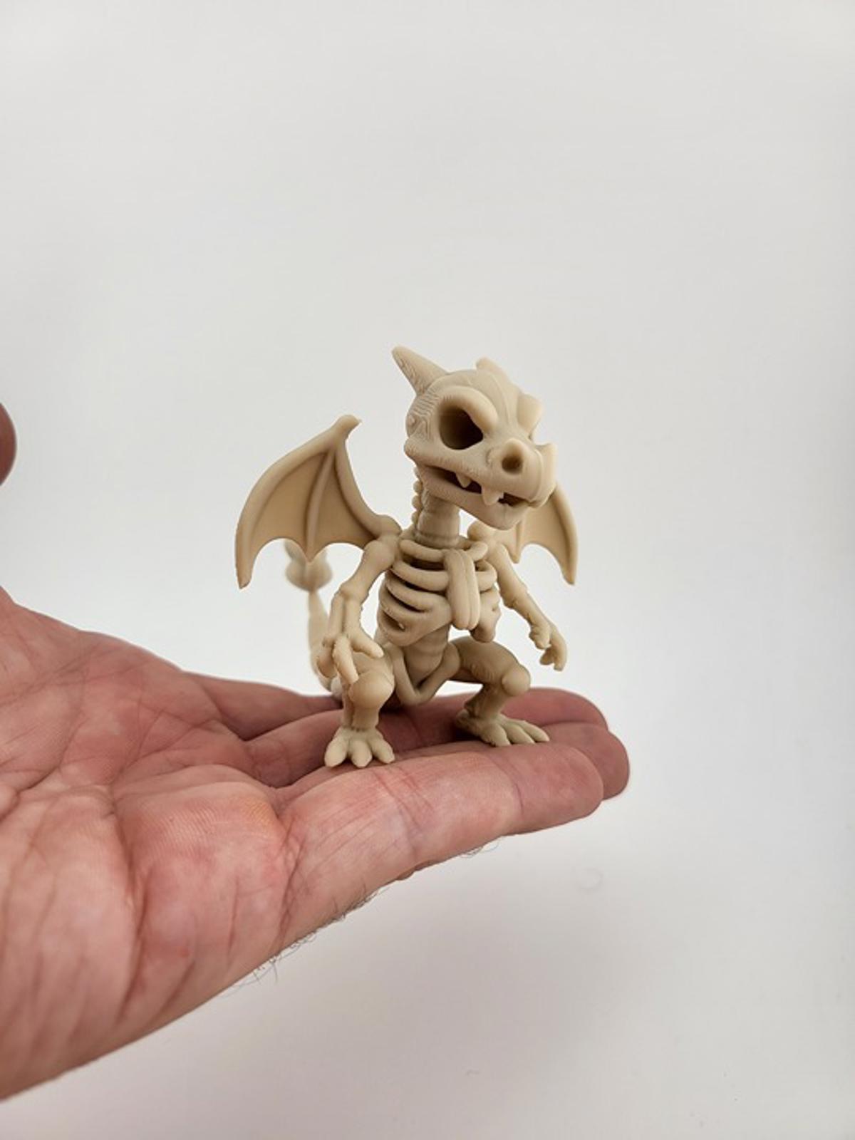 Charizard Dragon Skeleton Figure - Spooky Pokémon Halloween Fossil