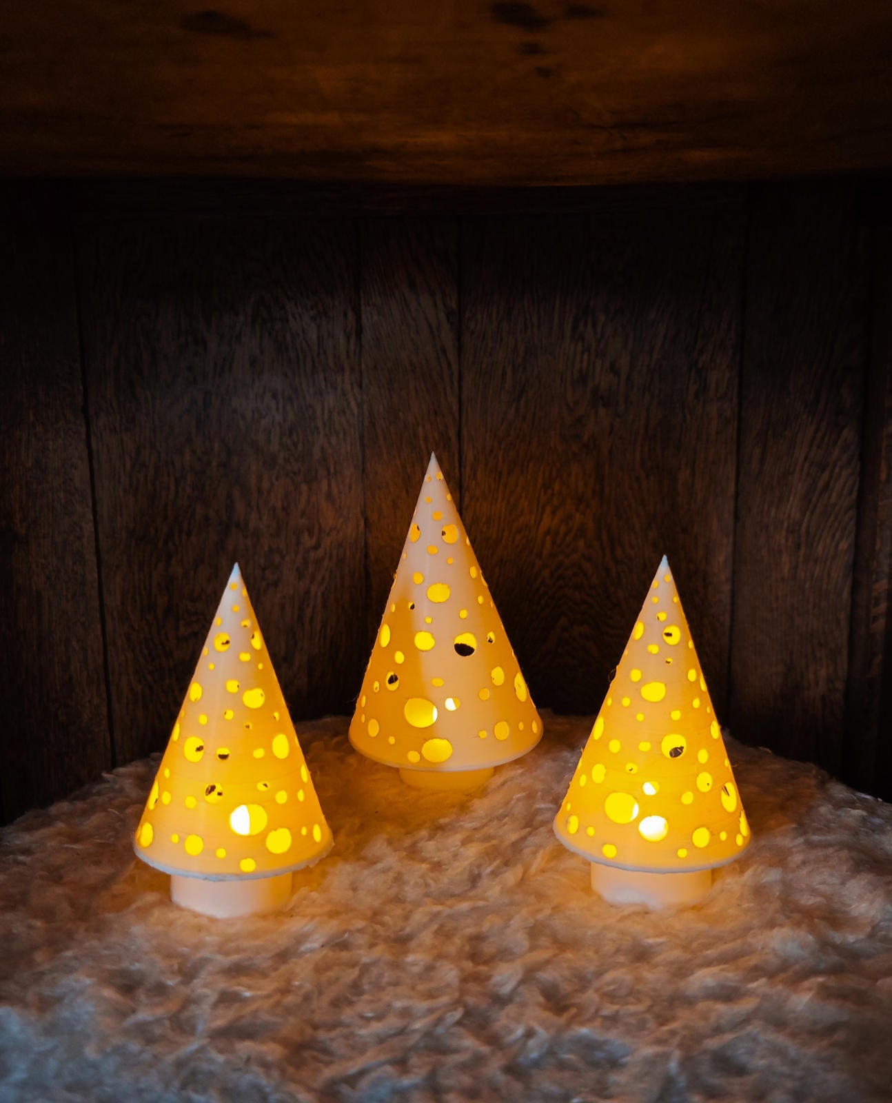Modern Polka Dot Tree Light - Minimalist Holiday LED Tealight Holder 