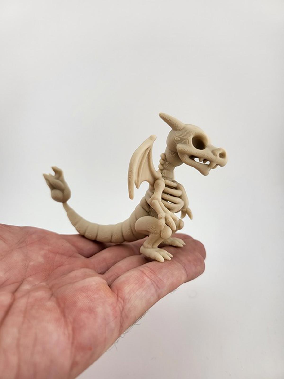 Charizard Dragon Skeleton Figure - Spooky Pokémon Halloween Fossil