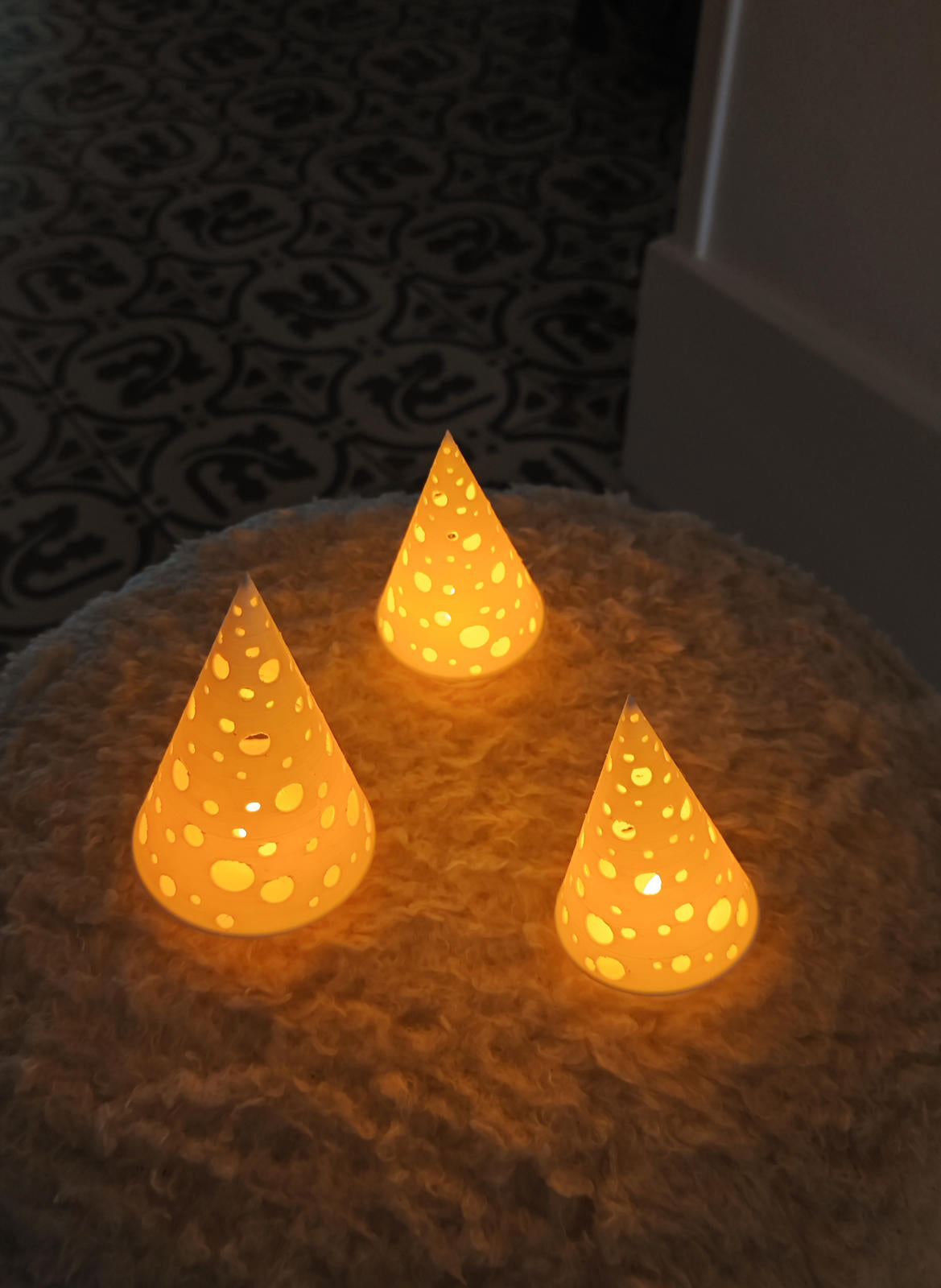 Modern Polka Dot Tree Light - Minimalist Holiday LED Tealight Holder 