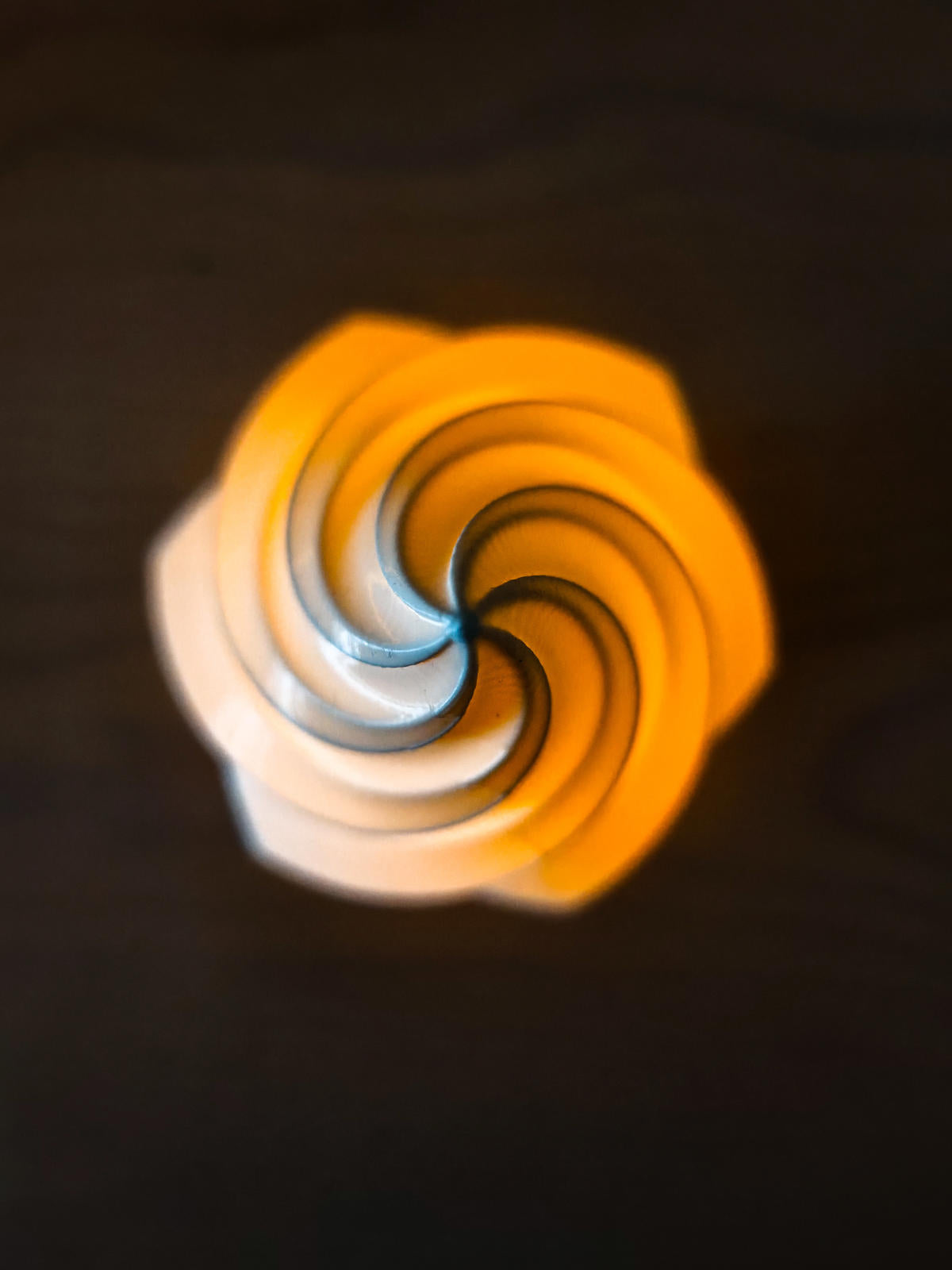 Kiki Spiral Christmas Tree Lamp - Modern LED Holiday Decor 